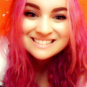 Meet your Posher, Caroline